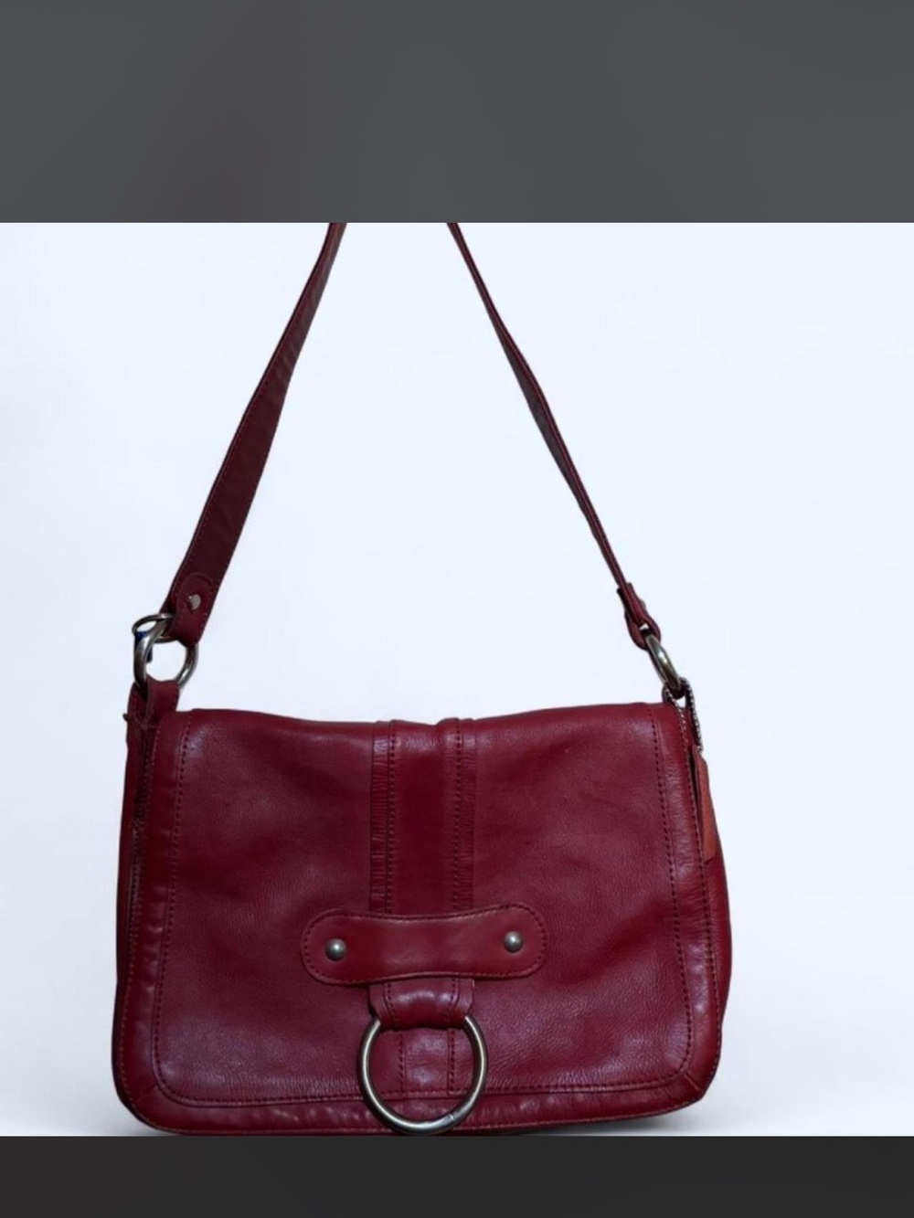 Leather Shoulder Bag in Burgundy - Classic Women's Crossbody